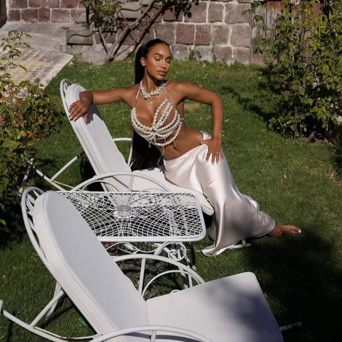 Ręcznie tkane plastikowe perły – Body Jewelry Vest recenzja i cena