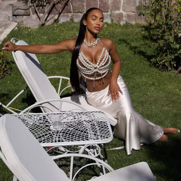 Ręcznie tkane plastikowe perły – Body Jewelry Vest recenzja i cena