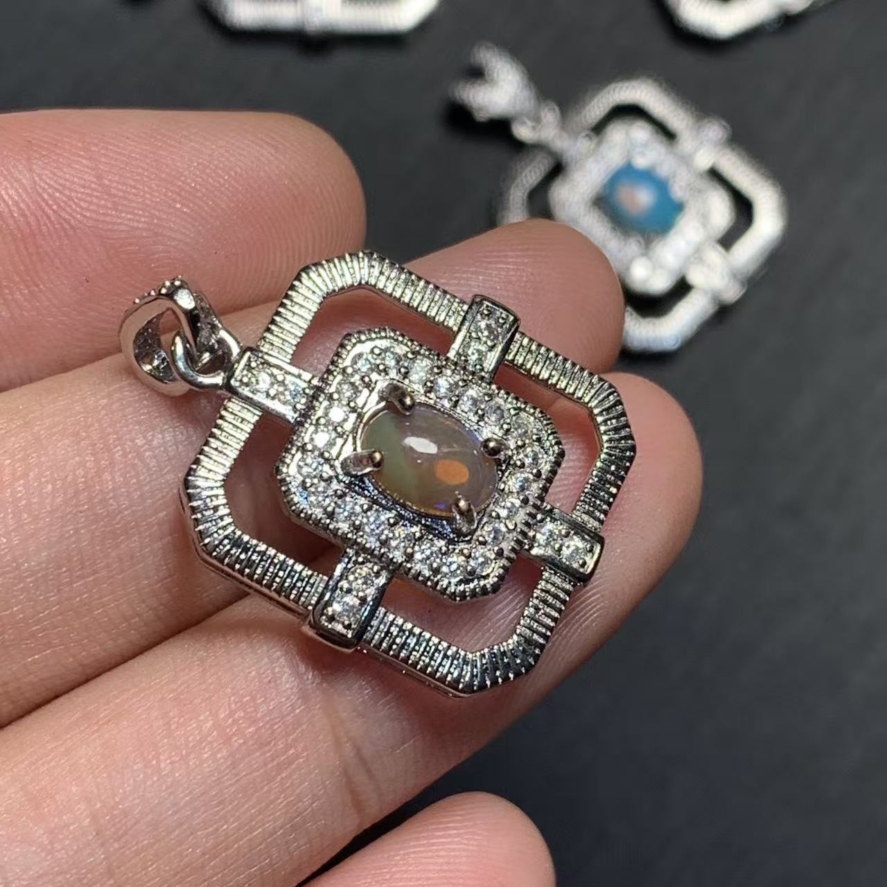 OVALNY WZÓŁKOWANY DUŻY MIEDZIA – Body Jewelry Australia recenzja i cena